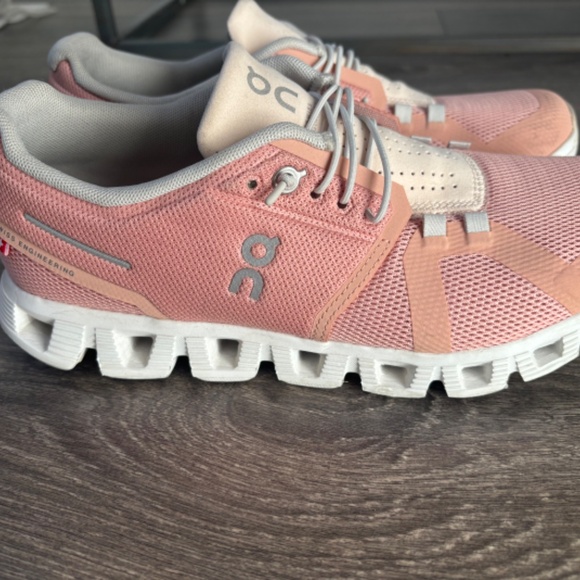 QC RUNNERS - Picture 2 of 5